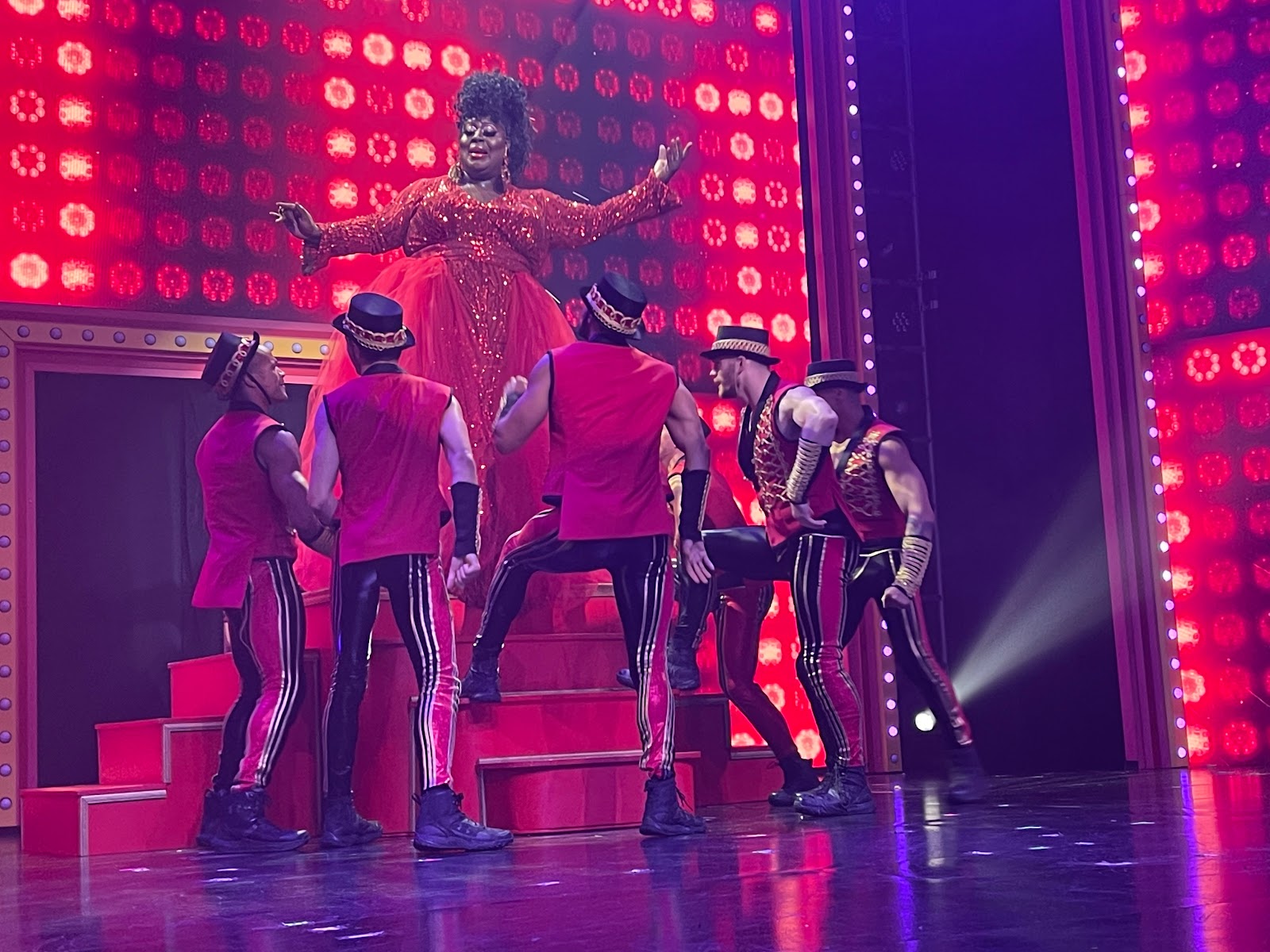 RuPaul's Drag Race Live! Reviews 2023 Well Traveled